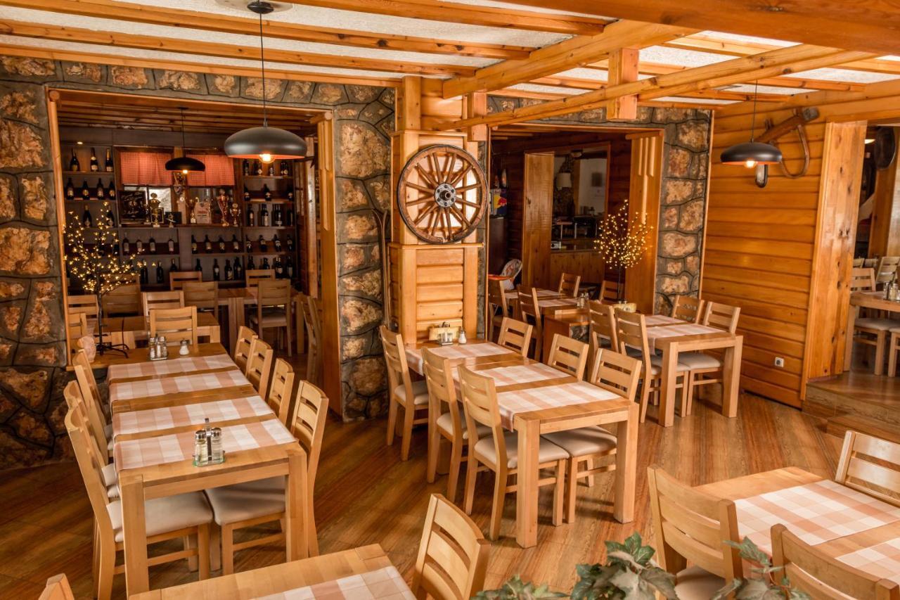 יהורינה Hotel Board מראה חיצוני תמונה