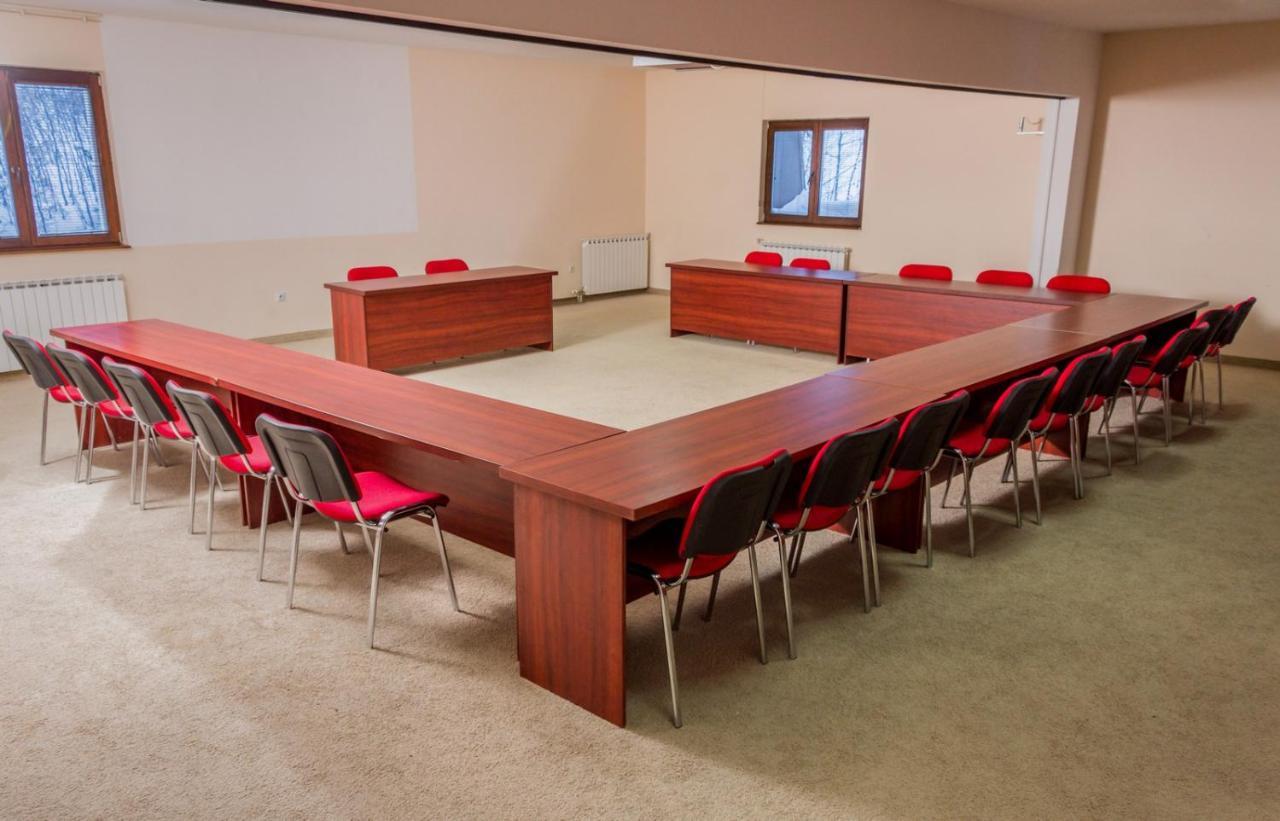 יהורינה Hotel Board מראה חיצוני תמונה